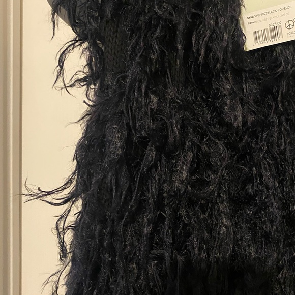 Peace Love World Elegant Moni Black Vest | Shaggy Reversible Vest NWT 0ne Size - Picture 14 of 14